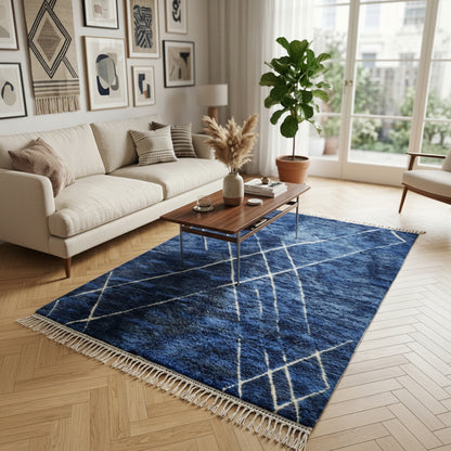 Tapis Berbere Azilal Bleu Indigo à Motifs Géométriques Blancs