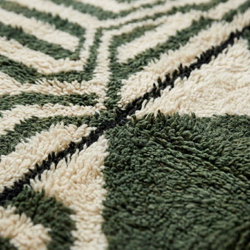 Tapis Berbere Azilal Design Géométrique avec Rayures Vertes et Crème