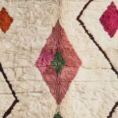 Tapis Berbere Azilal à Motifs Géométriques Multicolores