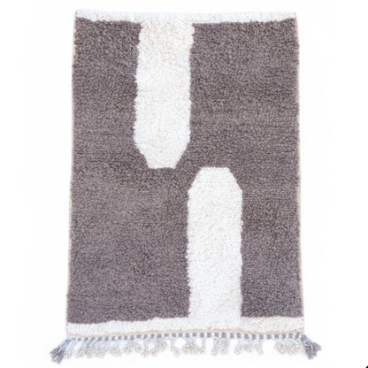 Tapis Berbere Beni Ouarain à Motifs Symétriques Gris et Blanc