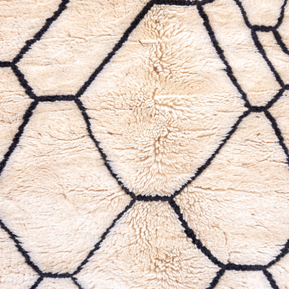Tapis Berbere Beni Ourain à Motif Géométriques en Nid d'Abeille Noir