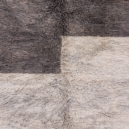 Tapis Berbere Beni Ourain à Motifs Géométriques Gris et Crème
