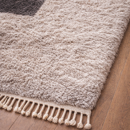 Tapis Berbere Beni Ourain à Motifs Géométriques Gris et Crème
