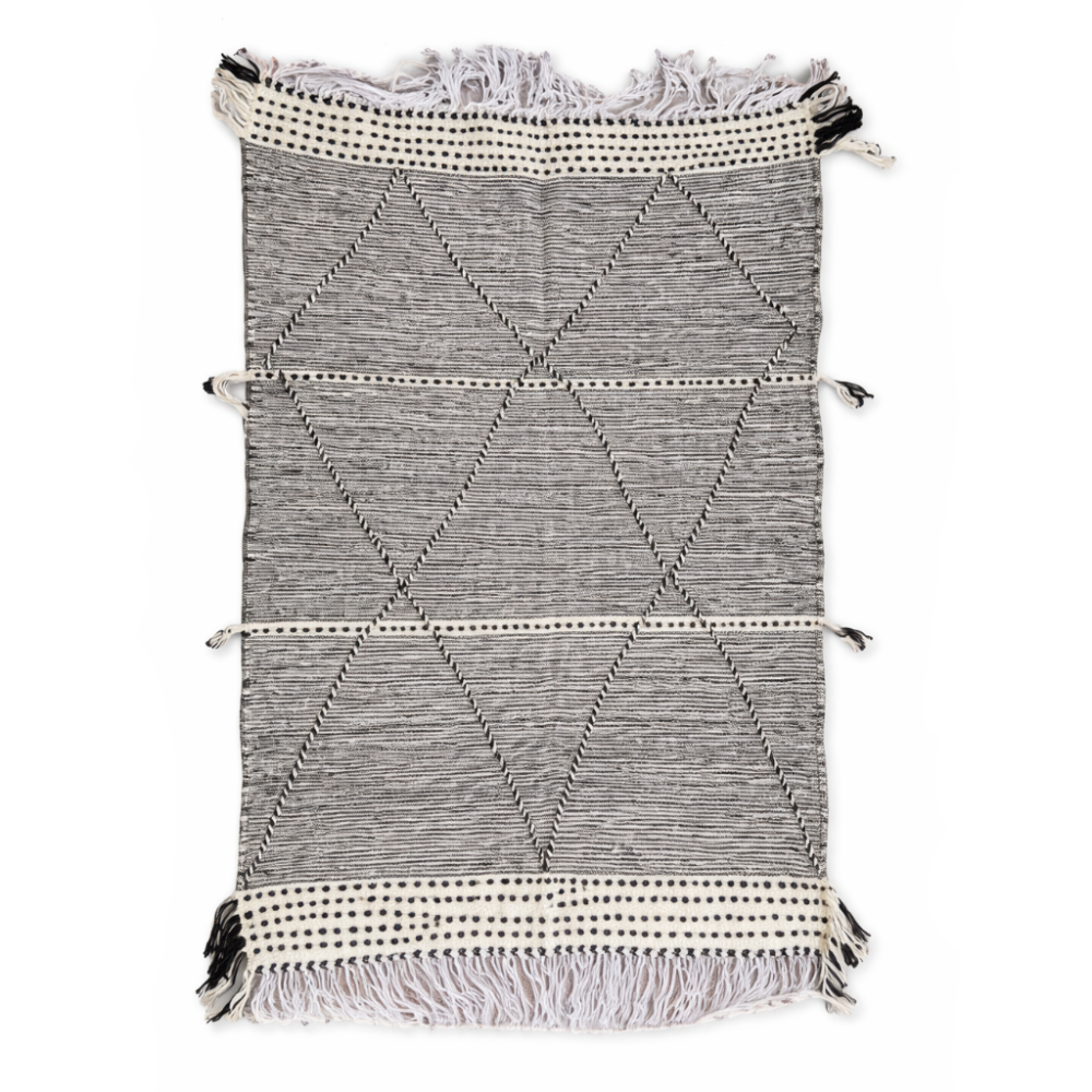 Tapis Berbere Zanafi à Motifs Géométriques Noir et Blanc