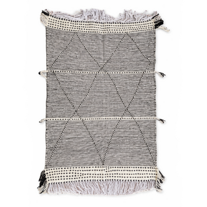 Tapis Berbere Zanafi à Motifs Géométriques Noir et Blanc