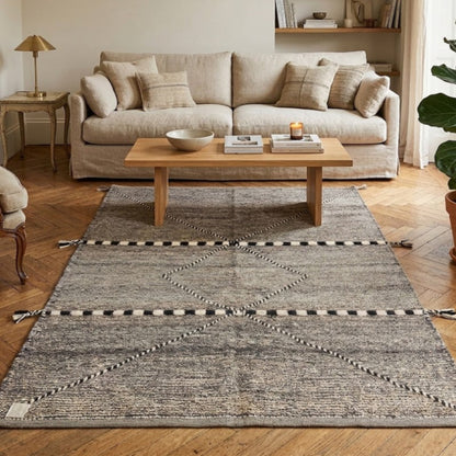 Tapis Berbere Zanafi à Motifs Géométriques
