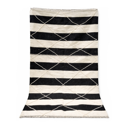 Tapis Berbere Zanafi Noir à Rayures et Losanges